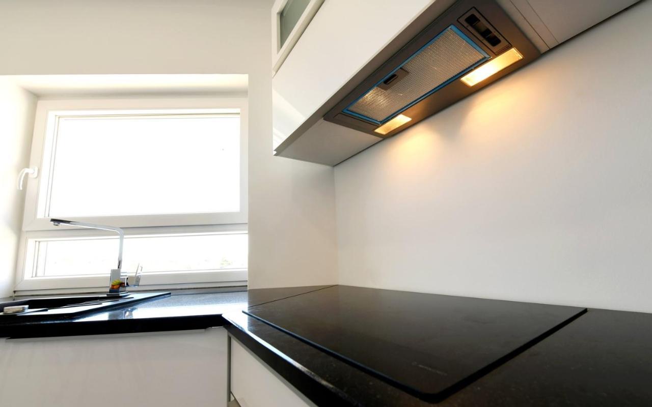 Apartments Mary Малинска Экстерьер фото
